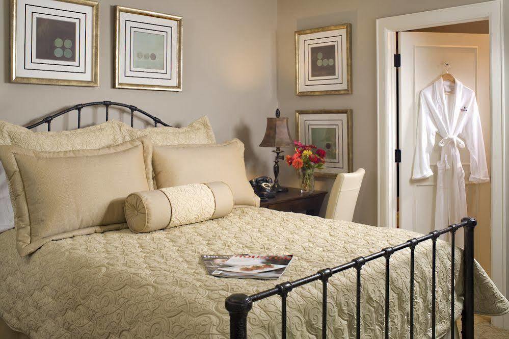 La Maison In Midtown An Urban B&B Хюстън Екстериор снимка